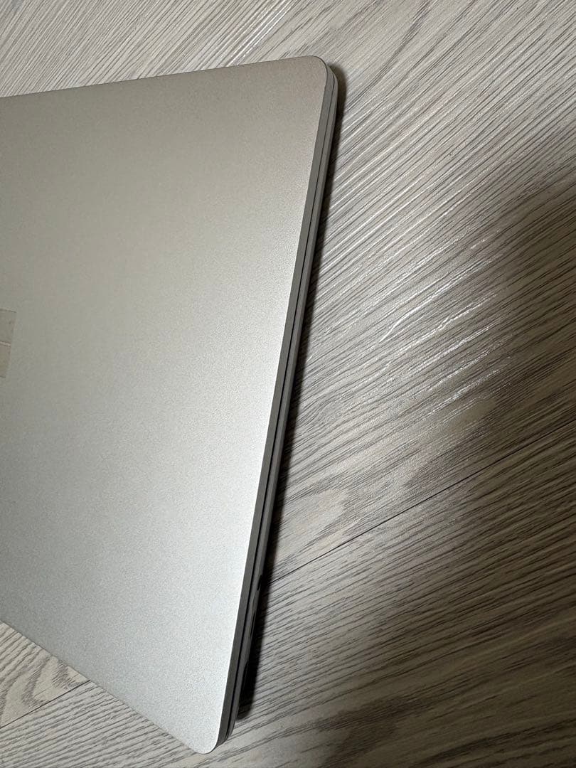 Microsoft Surface Laptop Go シルバー