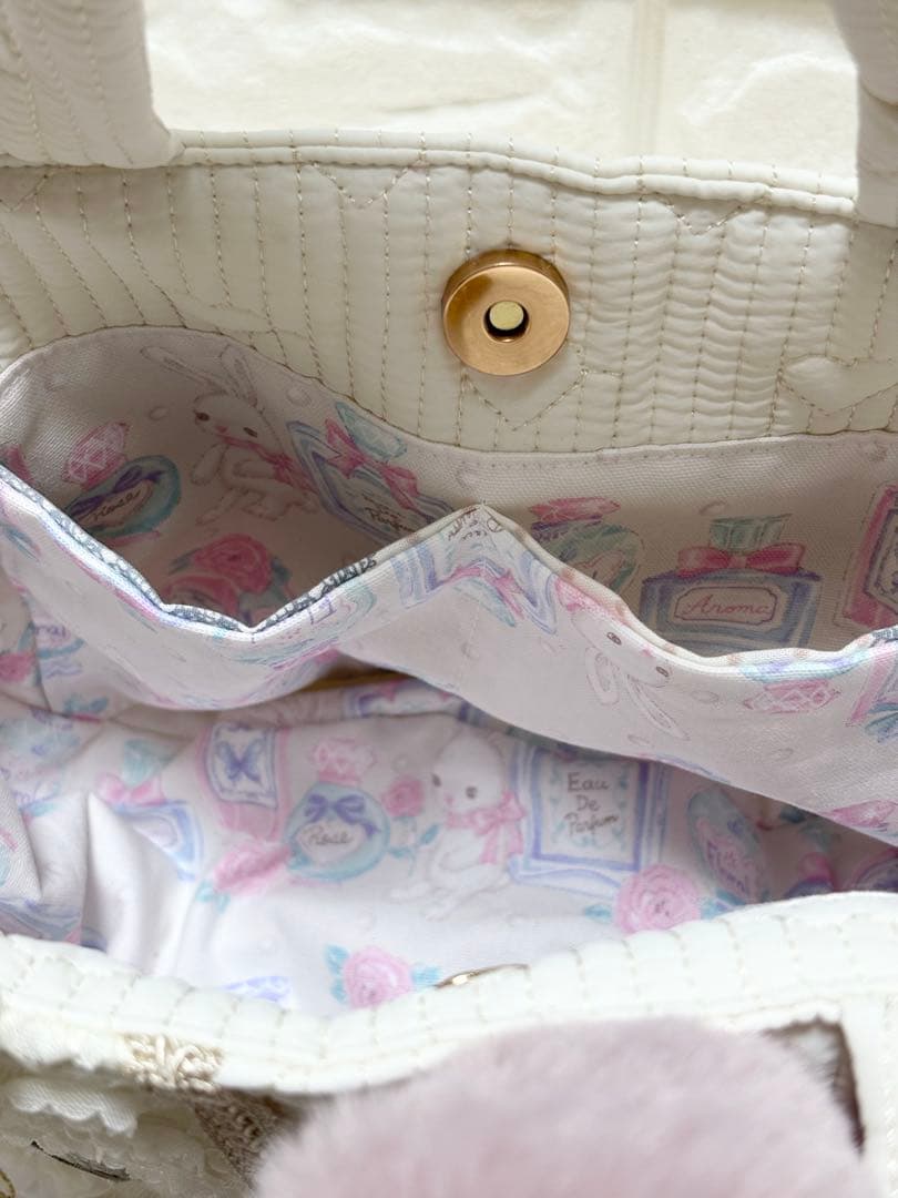 ゆ*ら様 コヤンイサムチョン　ハンドメイド　ギャザーバッグ白　ルミちゃん　ピンク