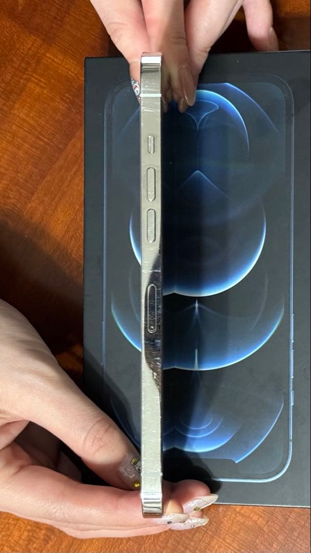 iPhone 12pro max 128gb シルバー