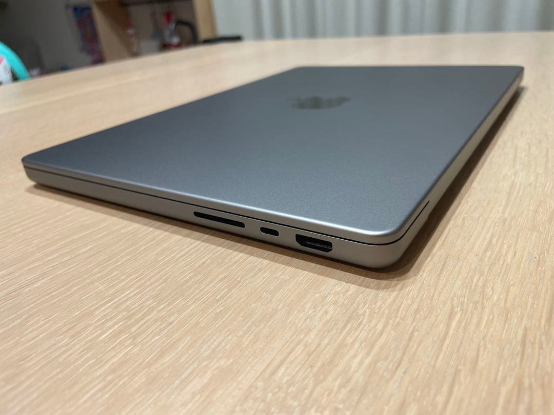 【画面不良あり】MacBook Pro M1 14インチ 16GB 1TB