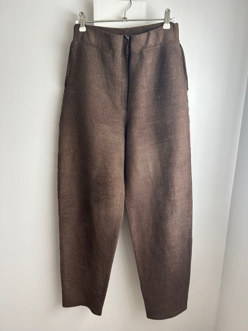 BOBOUTICボブティック 茶ブラウンテーパードパンツ