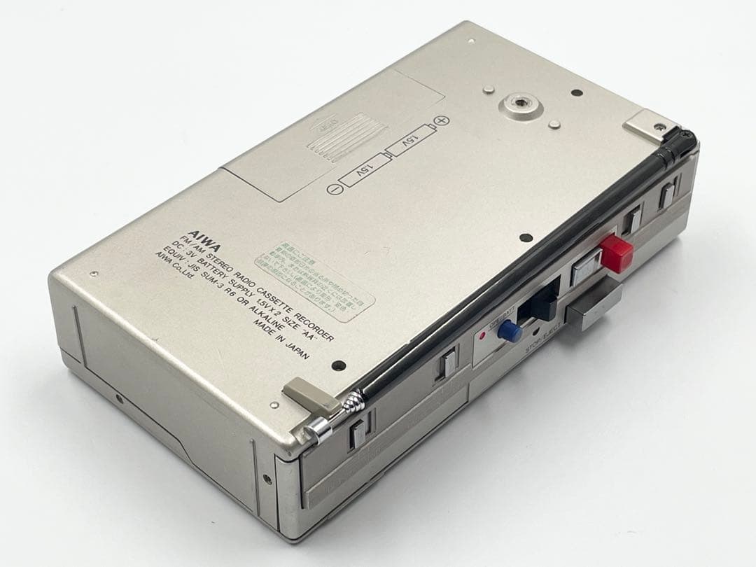 ジャンク　AIWA HS-J2 CassetteBoy カセットレコーダー