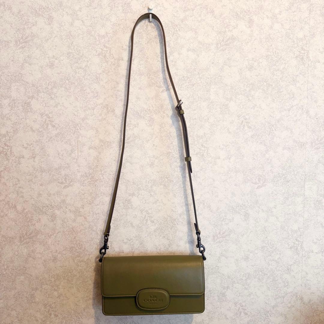 COACH オリーブグリーン ショルダーバッグ　ハンドバック