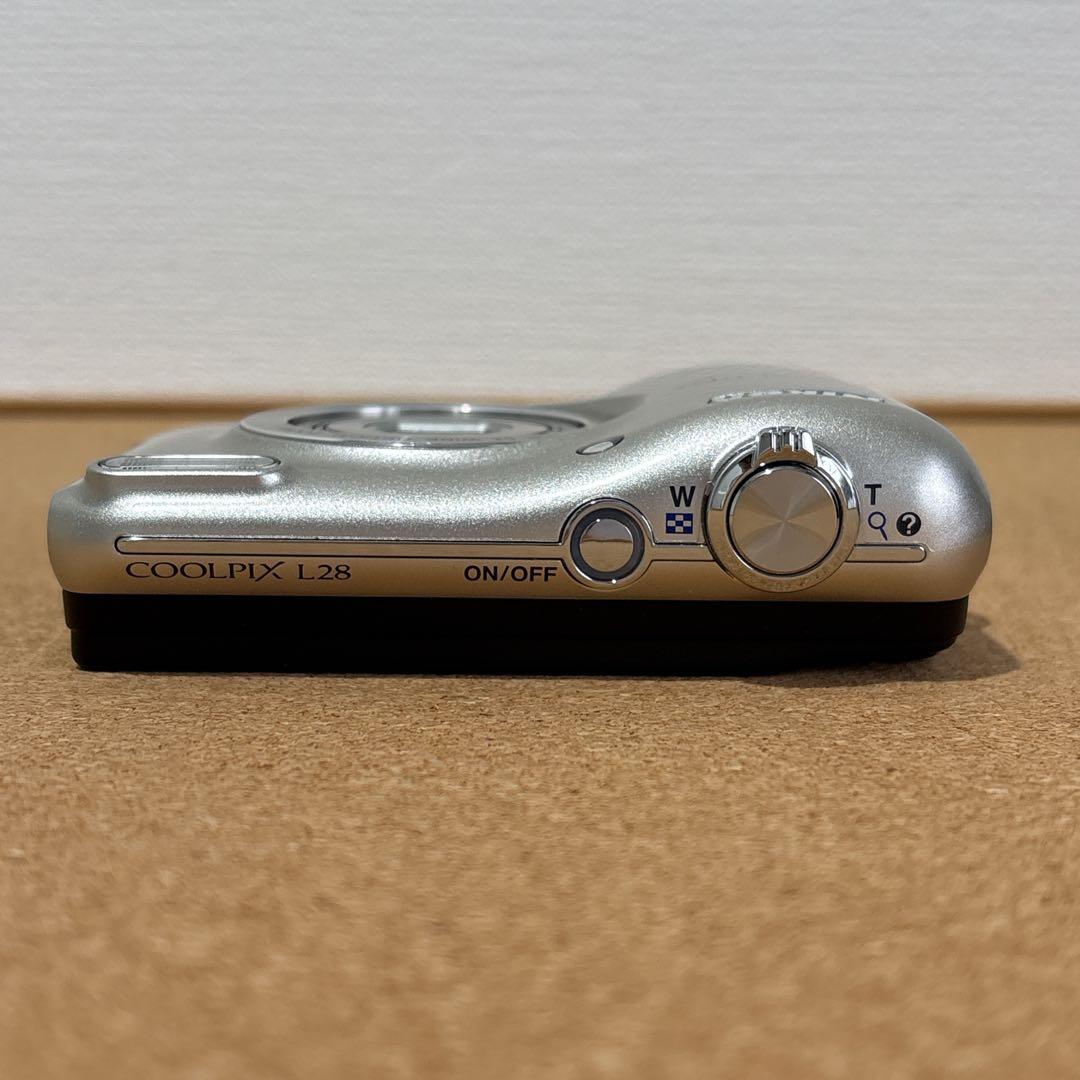 美品 Nikon ニコン COOLPIX クールピクス L28 単三電池使用