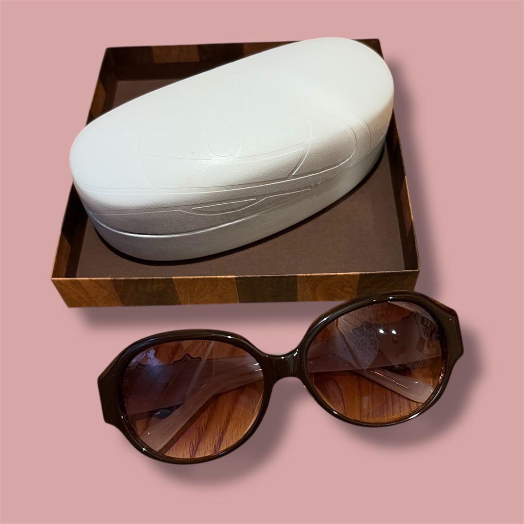 新品サングラス　Viviene Westwood