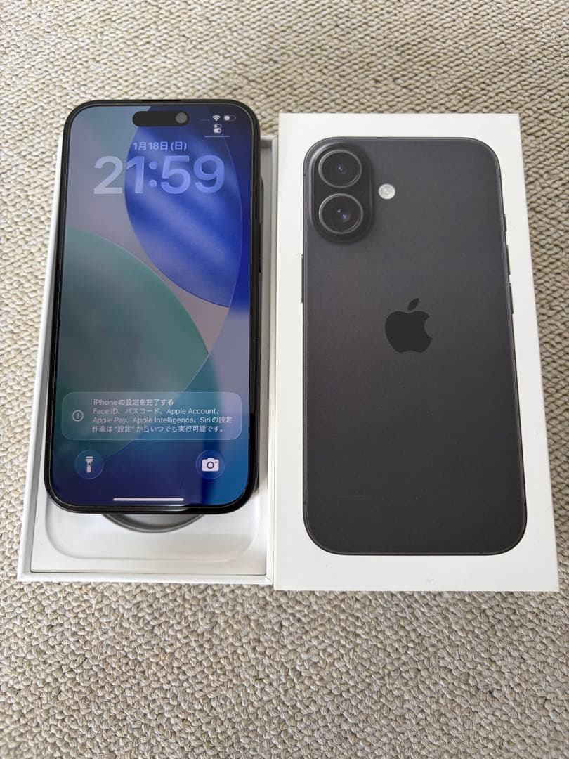 【K】【美品・SIMフリー】iPhone 16 128GB ブラック 本体