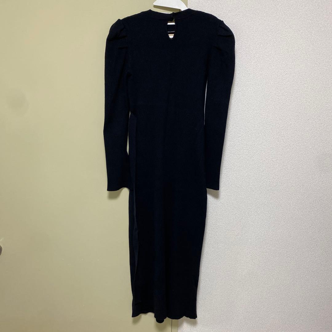 リランドチュール　デコルテリボンドッキングニットワンピース