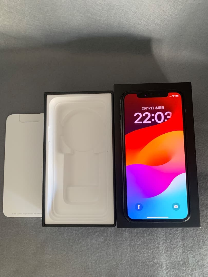 超美品　国内版　SIMフリー　iPhone11 Pro 256GB