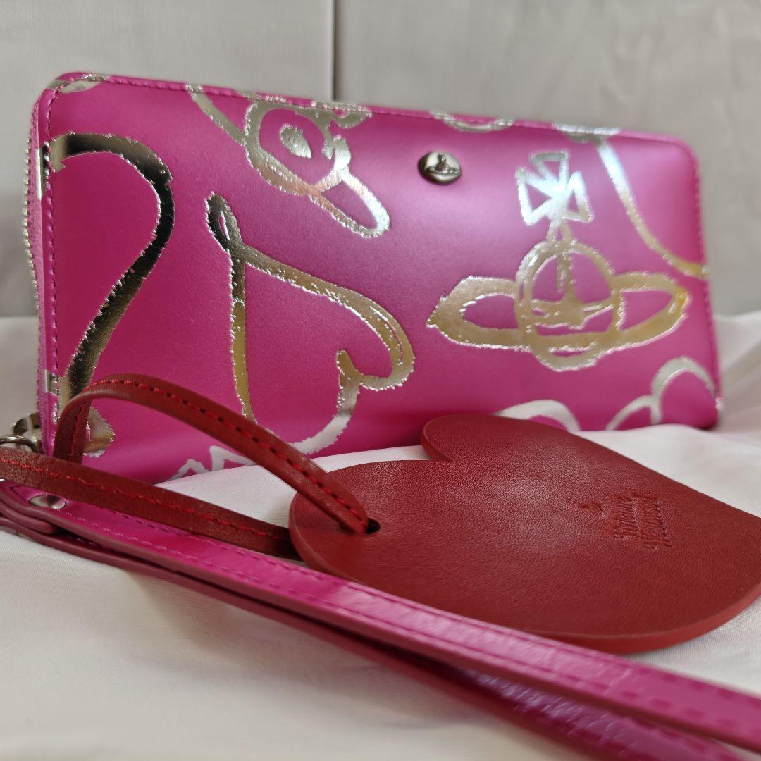 未使用級　ピンク　ヴィヴィアンウエストウッド　長財布　ラウンドジップ　ハート