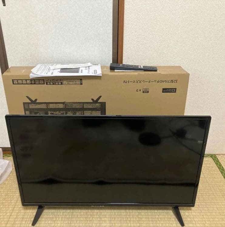 32型　フルHD チューナーレス スマートTV
