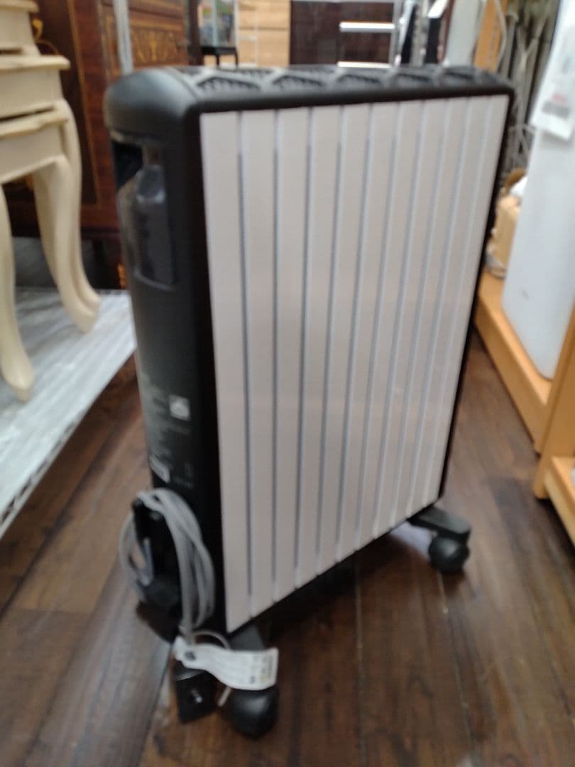 値下げ‼️デロンギ　マルチダイナミックヒーター　24時間デジタルタイマー