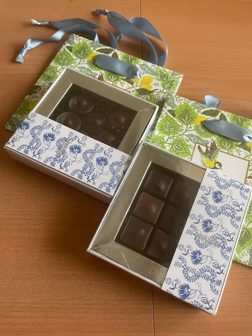 クリスティーヌフェルベール コフレヌガティーヌプレシュール ノワゼットロワイヤル