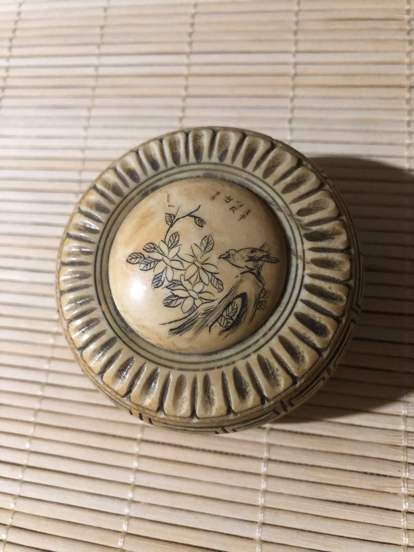 香盒子 天然素材 香具 賞物 古美術 収蔵品 彫刻品 香入れ