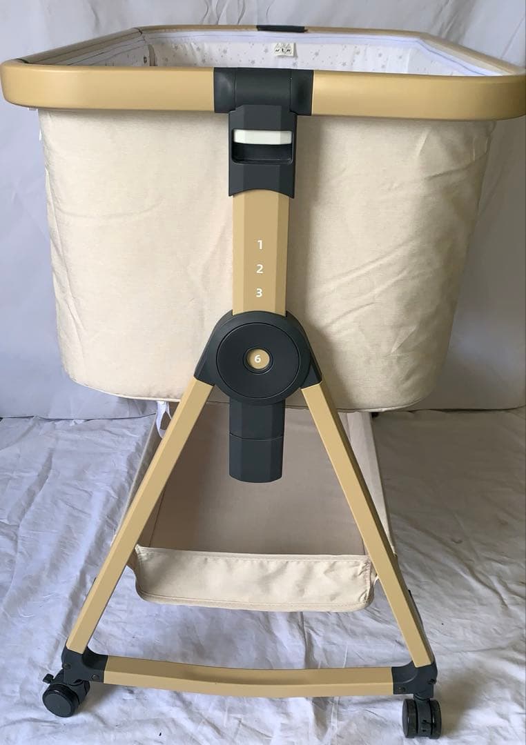 11h32 HZDMJ ベビーベッド ベージュ25年4月購入品